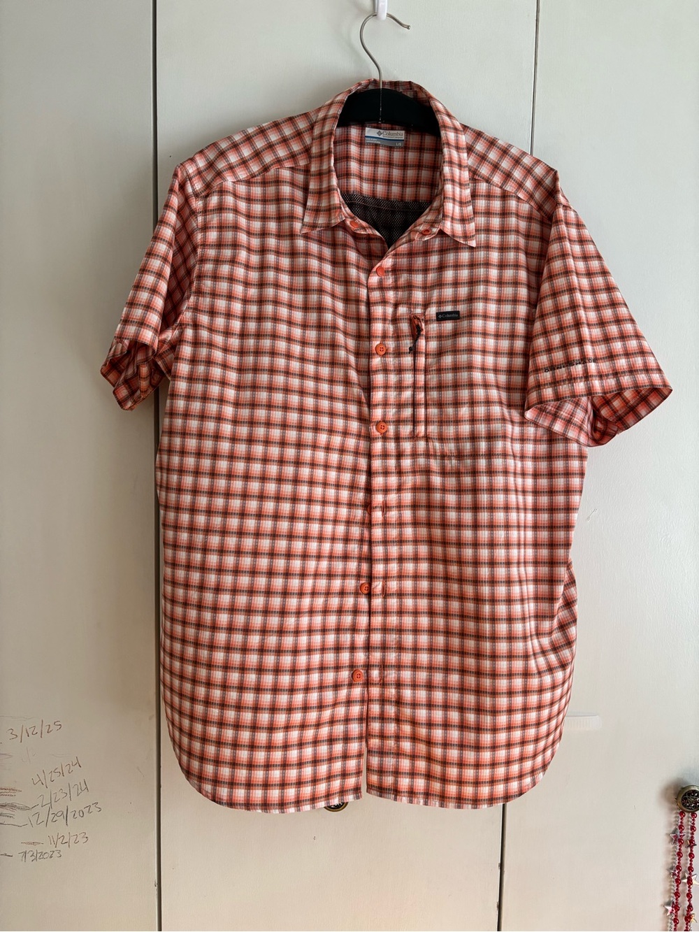 Columbia Men's Orange Plaid Short-Sleeve Button-Down Shirt